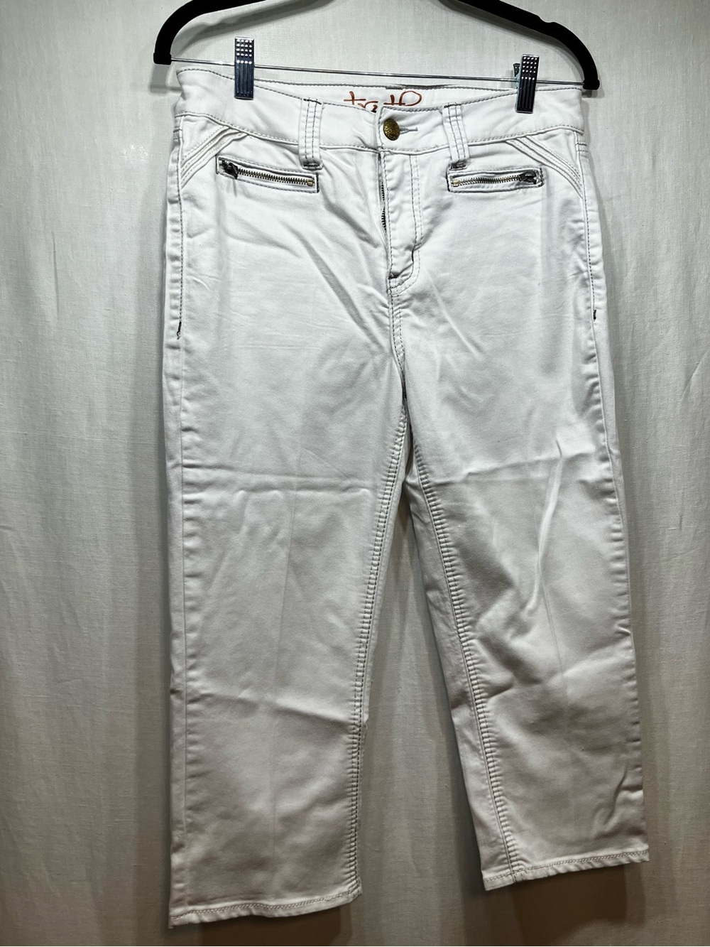 Truth White Women's Crop Jeans